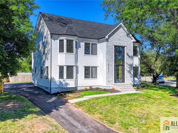 202 Willow Avenue, Piscataway, NJ 08854