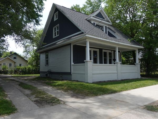 60 Baylis Street SW, Grand Rapids, MI 49507