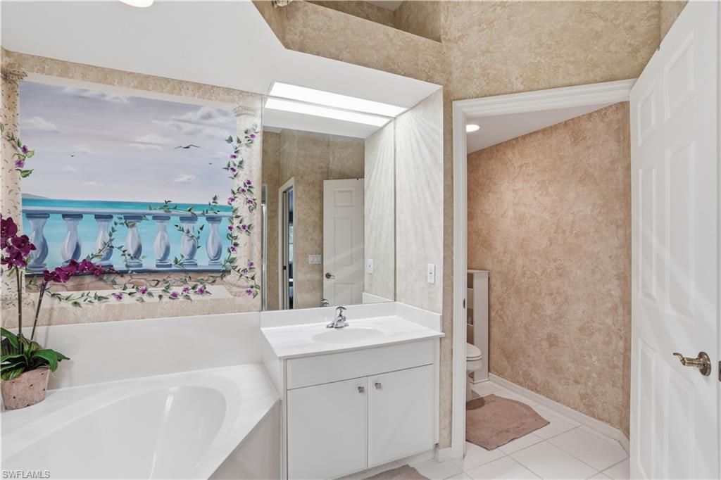 10871 Crooked River Rd , Unit 202, Estero, FL 34135 Photo