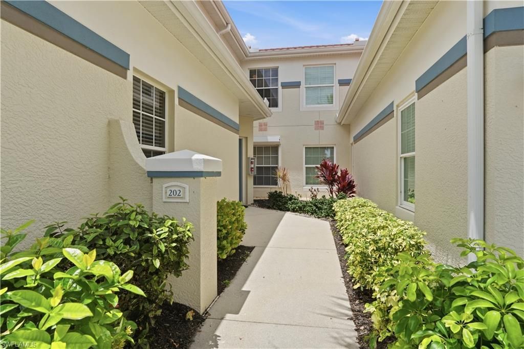 10871 Crooked River Rd , Unit 202, Estero, FL 34135 Photo