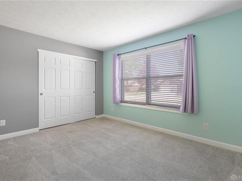 5704 Springgate Court, Huber Heights, OH 45424 Photo 14
