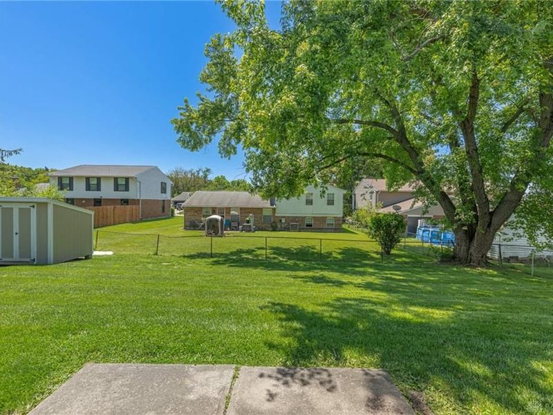 5704 Springgate Court, Huber Heights, OH 45424 Photo 23