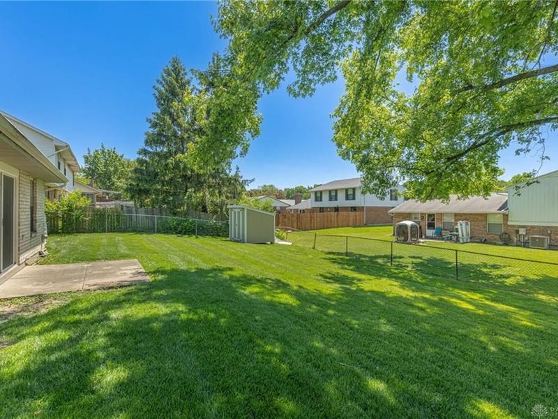 5704 Springgate Court, Huber Heights, OH 45424 Photo 24