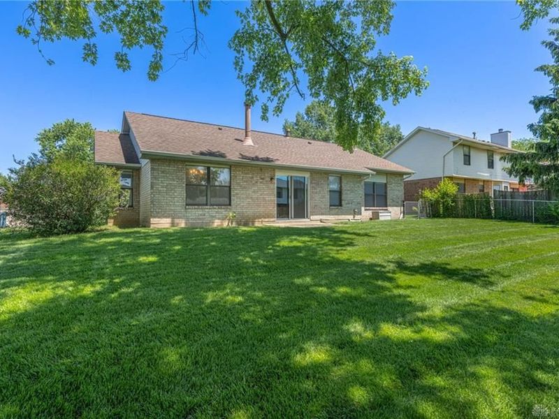 5704 Springgate Court, Huber Heights, OH 45424 Photo 25
