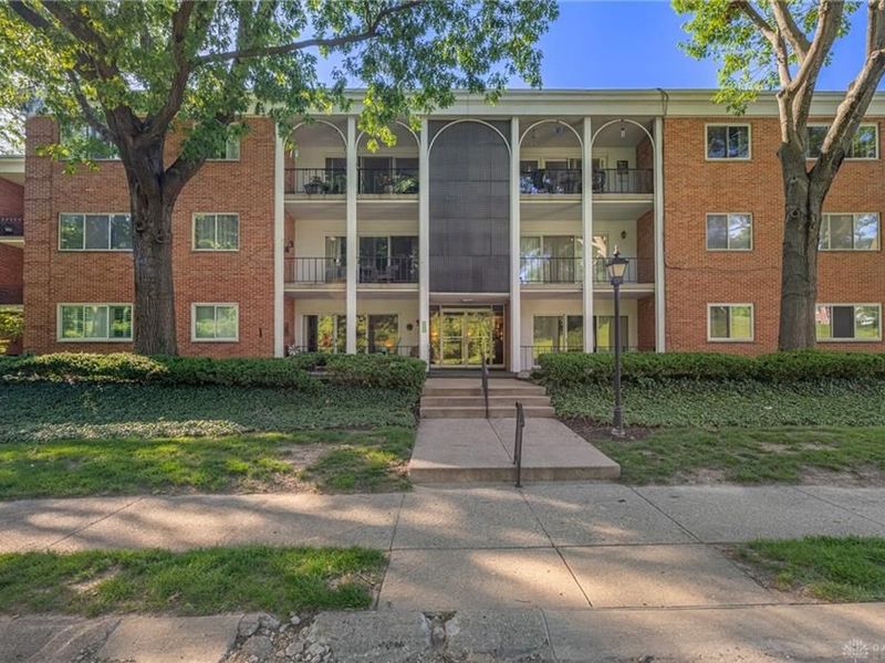 3225 Southdale, Unit 11, Kettering, OH 45409 Photo 1