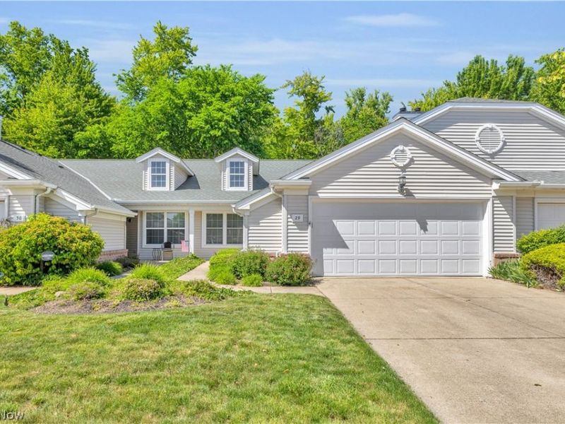 29 Community Drive, Avon Lake, OH 44012 Photo 2