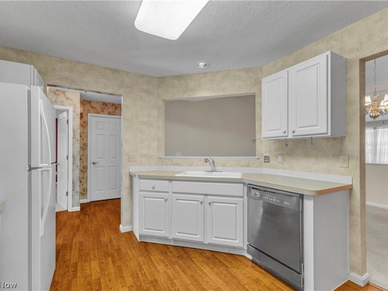 29 Community Drive, Avon Lake, OH 44012 Photo 5