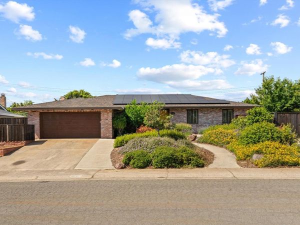 9549 Winterbrook Way, Orangevale, CA 95662