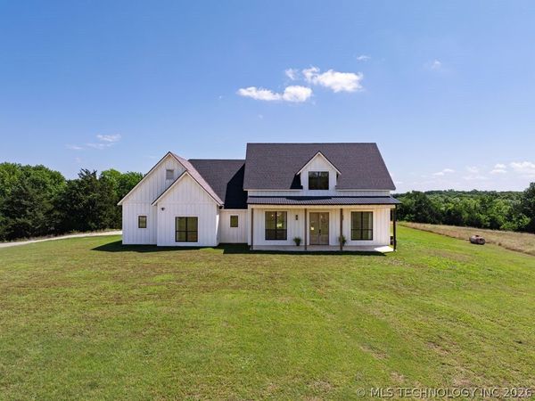 20664 Moore Road , Madill, OK 73446