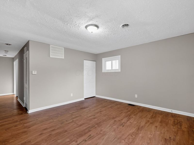 1572 Northridge Road , Columbus, OH 43224 Photo 10