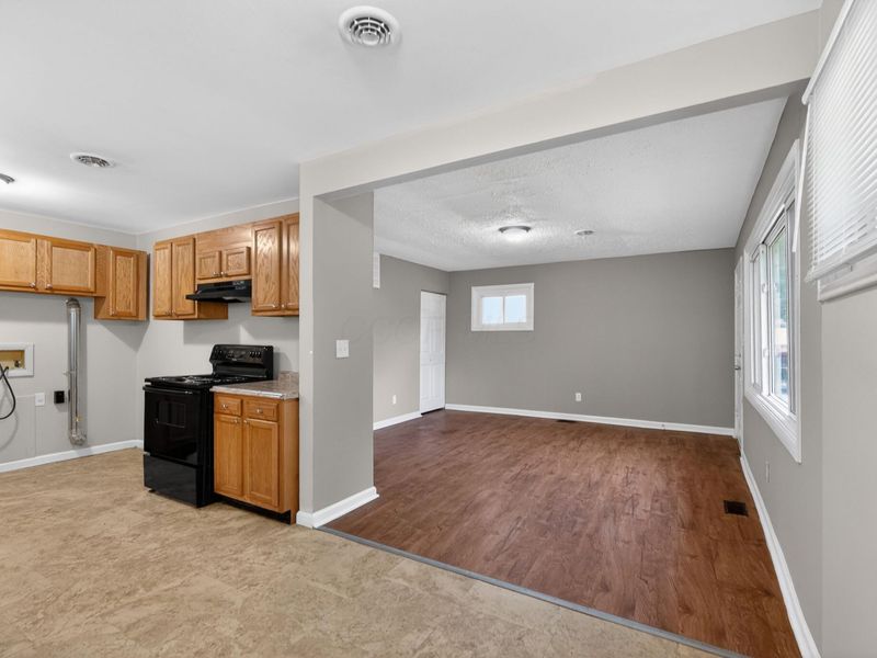 1572 Northridge Road , Columbus, OH 43224 Photo 15