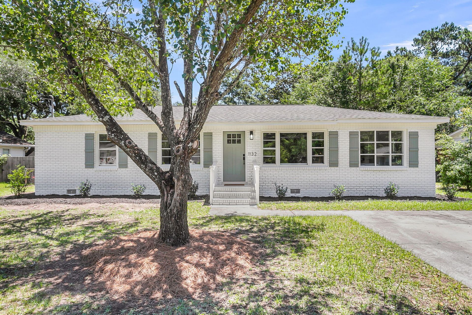 1132 Crull Drive Photo 1