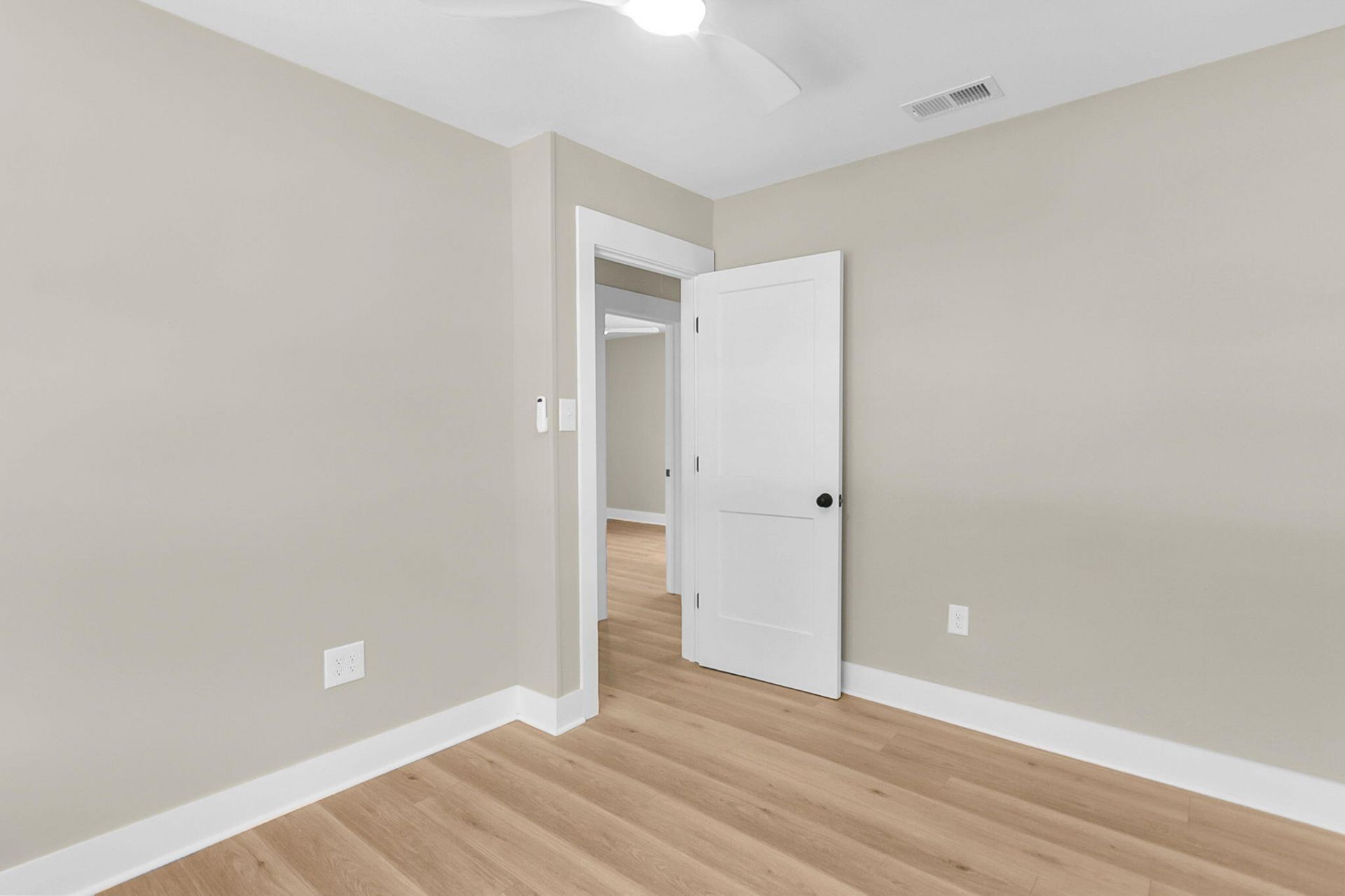 1132 Crull Drive Photo 26