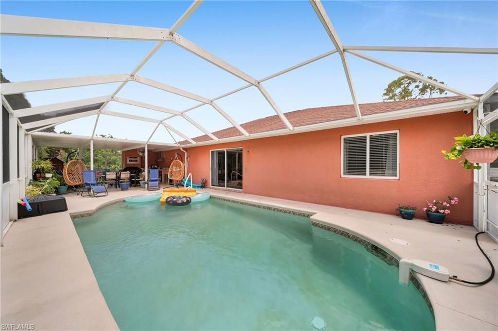 539 Summit Ave S, Lehigh Acres, FL 33974 Photo