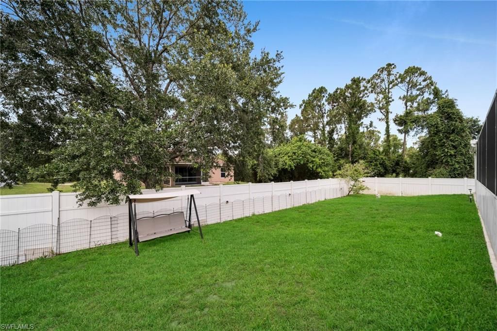 539 Summit Ave S, Lehigh Acres, FL 33974 Photo