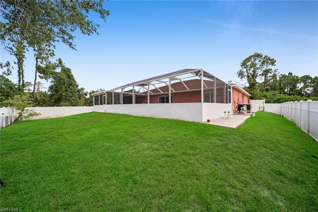 539 Summit Ave S, Lehigh Acres, FL 33974 Photo