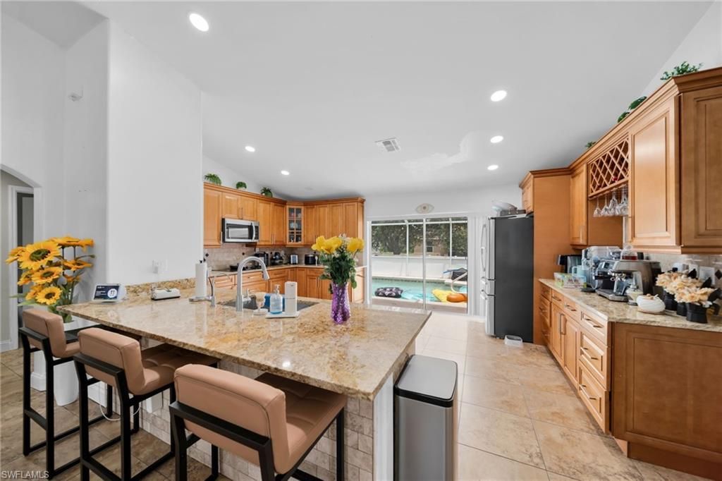 539 Summit Ave S, Lehigh Acres, FL 33974 Photo