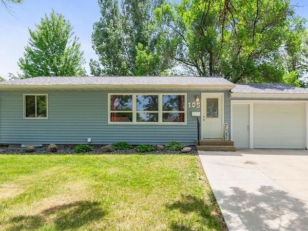 105 8th Avenue E, West Fargo, ND 58078