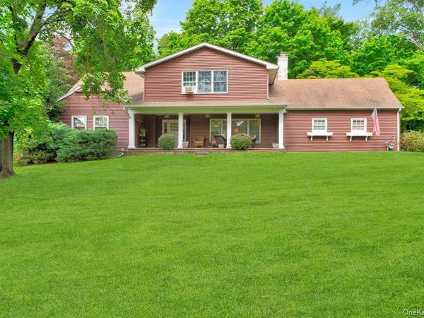 10 Linda Drive, Suffern, NY 10901