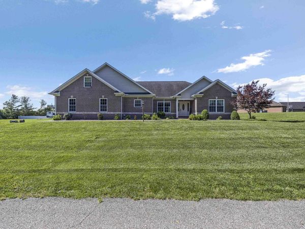 807 Creek Drive, Fort Branch, IN 47648