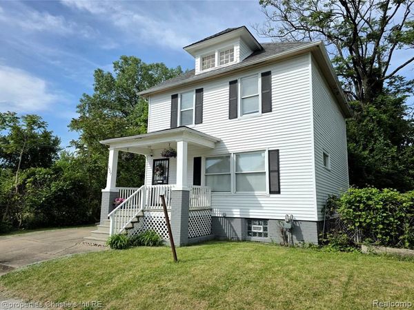 2927 Seyburn Street, Detroit, MI 48214