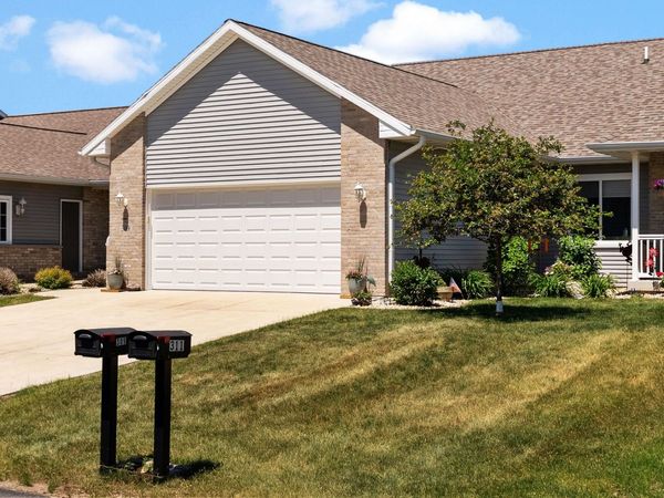 309 Pebble Brook Lane, Lodi, WI 53555