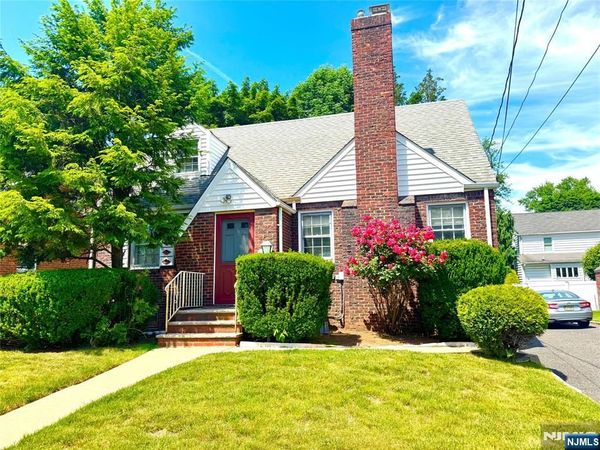 27 Monterey Avenue, TEANECK, NJ 07666