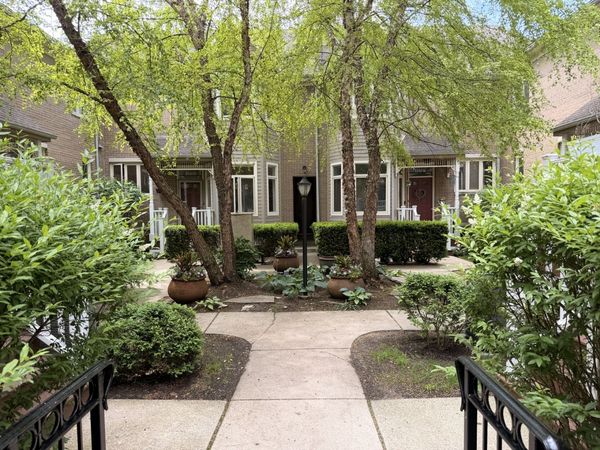 1241 W FLETCHER Street, Unit D, Chicago, IL 60657