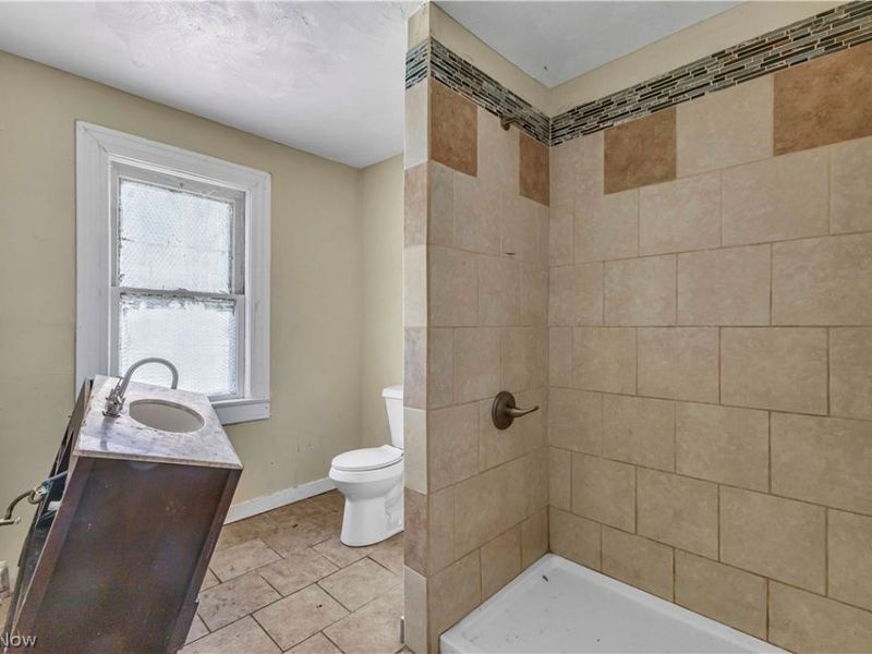 1420 E 85th Street, Cleveland, OH 44106 Photo 14