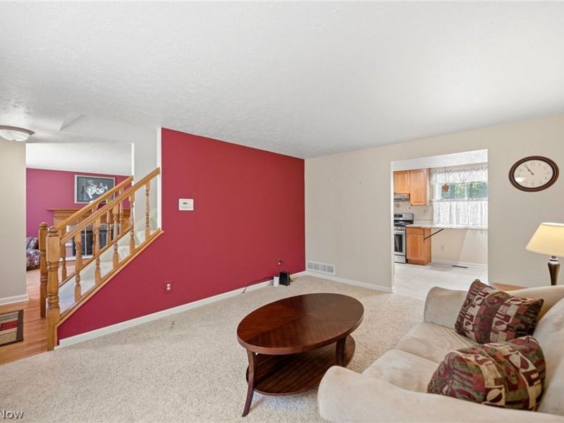 9481 Yorkview Drive , North Royalton, OH 44133 Photo 14
