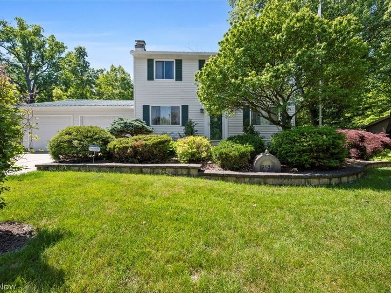 9481 Yorkview Drive , North Royalton, OH 44133 Photo 2