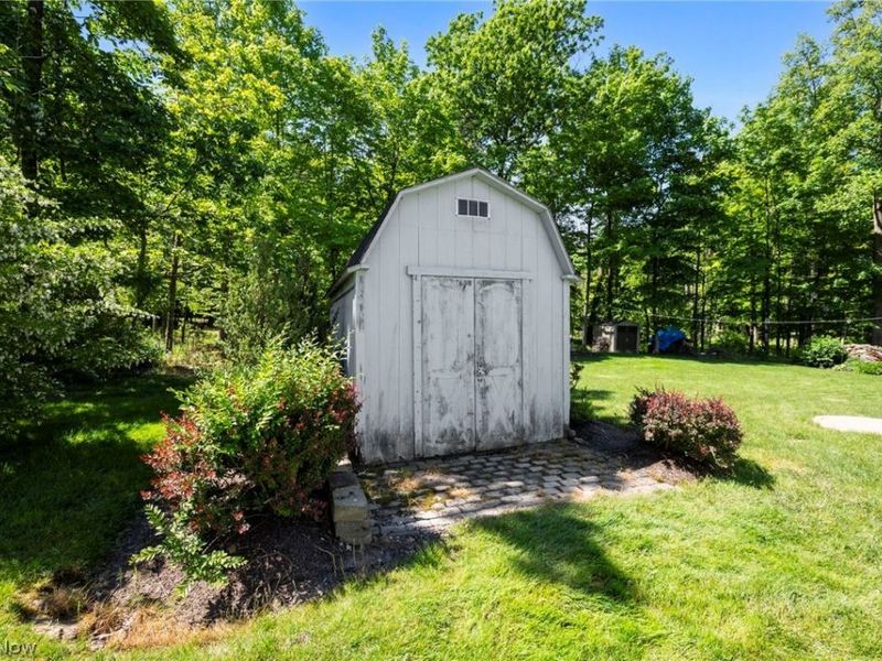 9481 Yorkview Drive , North Royalton, OH 44133 Photo 32