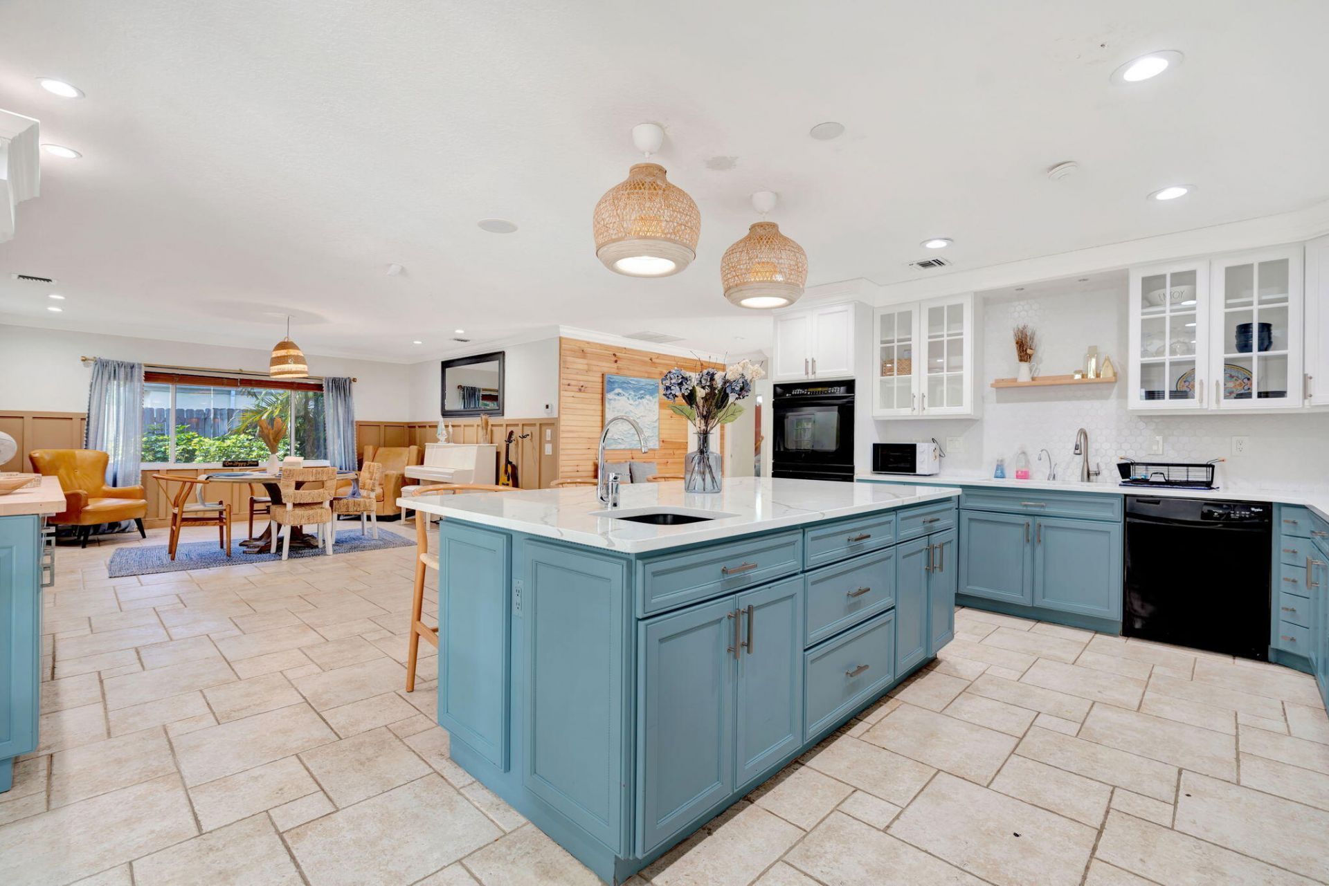 2436 Holly Lane Ne, Palm Beach Gardens, FL 33410 Photo