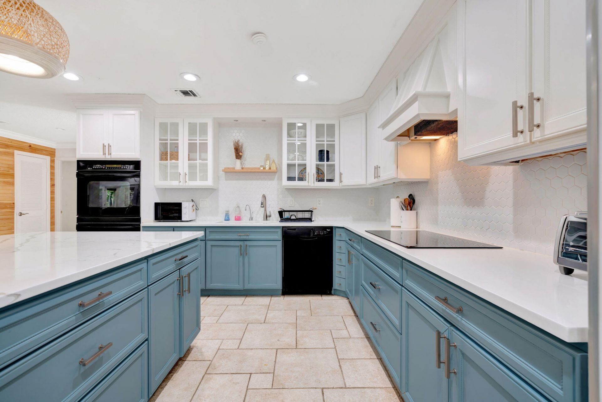 2436 Holly Lane Ne, Palm Beach Gardens, FL 33410 Photo