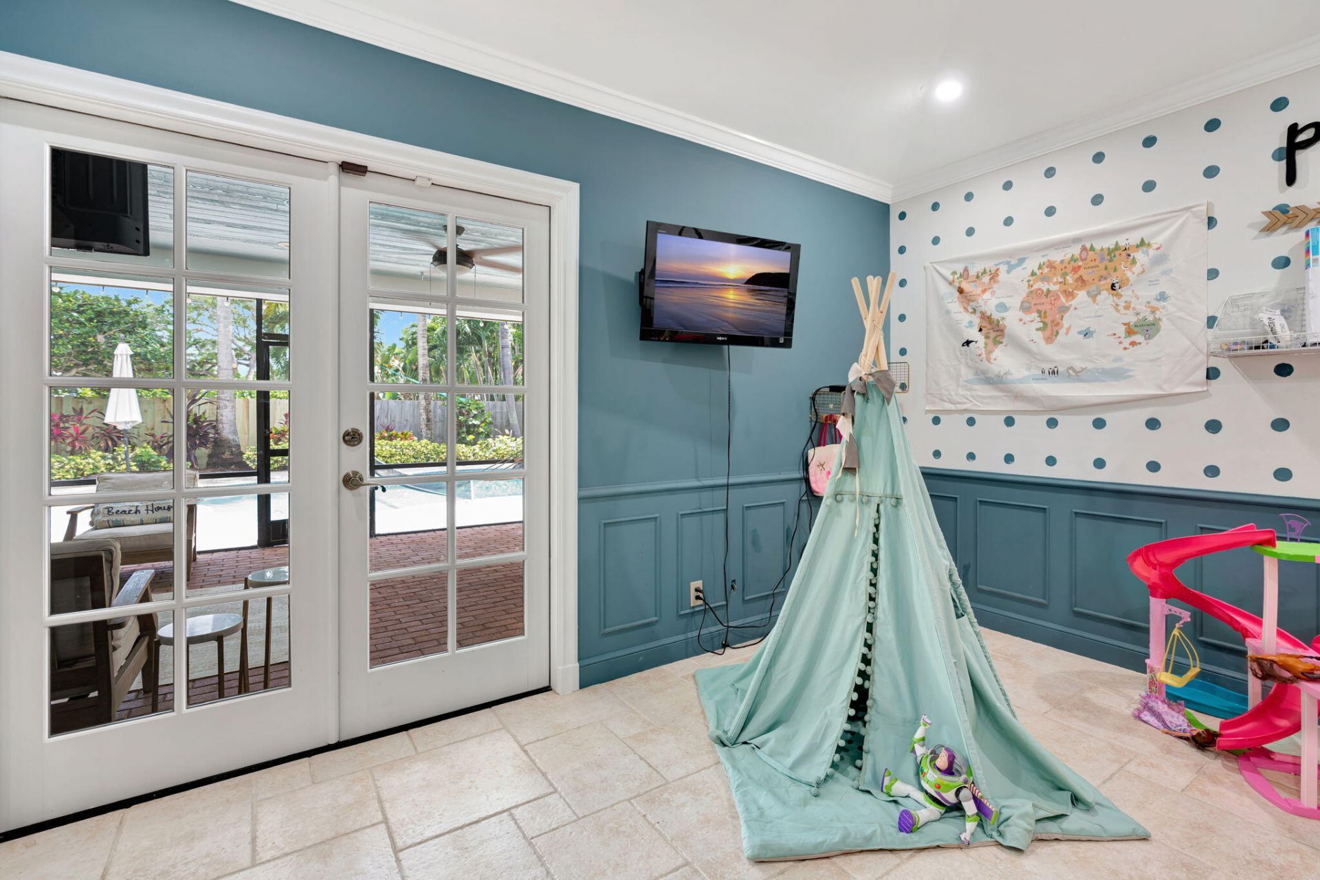 2436 Holly Lane Ne, Palm Beach Gardens, FL 33410 Photo