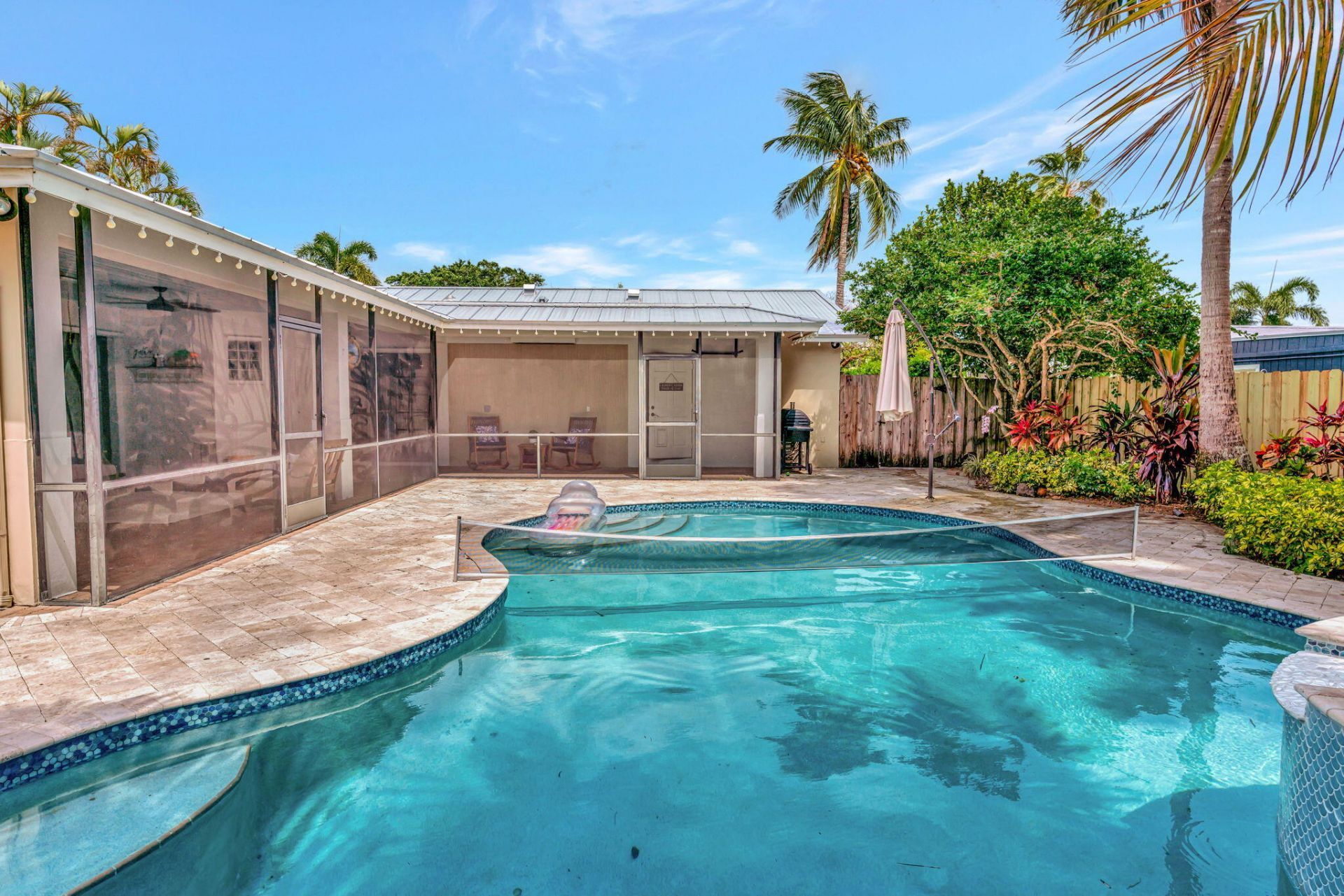 2436 Holly Lane Ne, Palm Beach Gardens, FL 33410 Photo