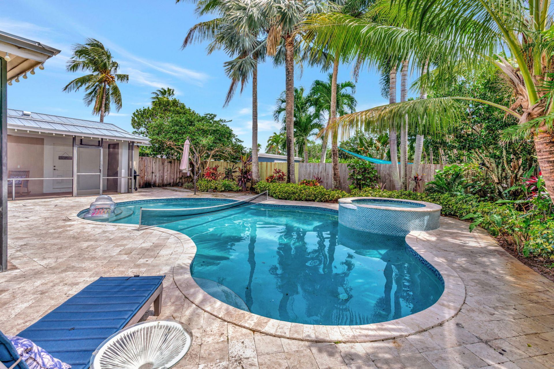 2436 Holly Lane Ne, Palm Beach Gardens, FL 33410 Photo
