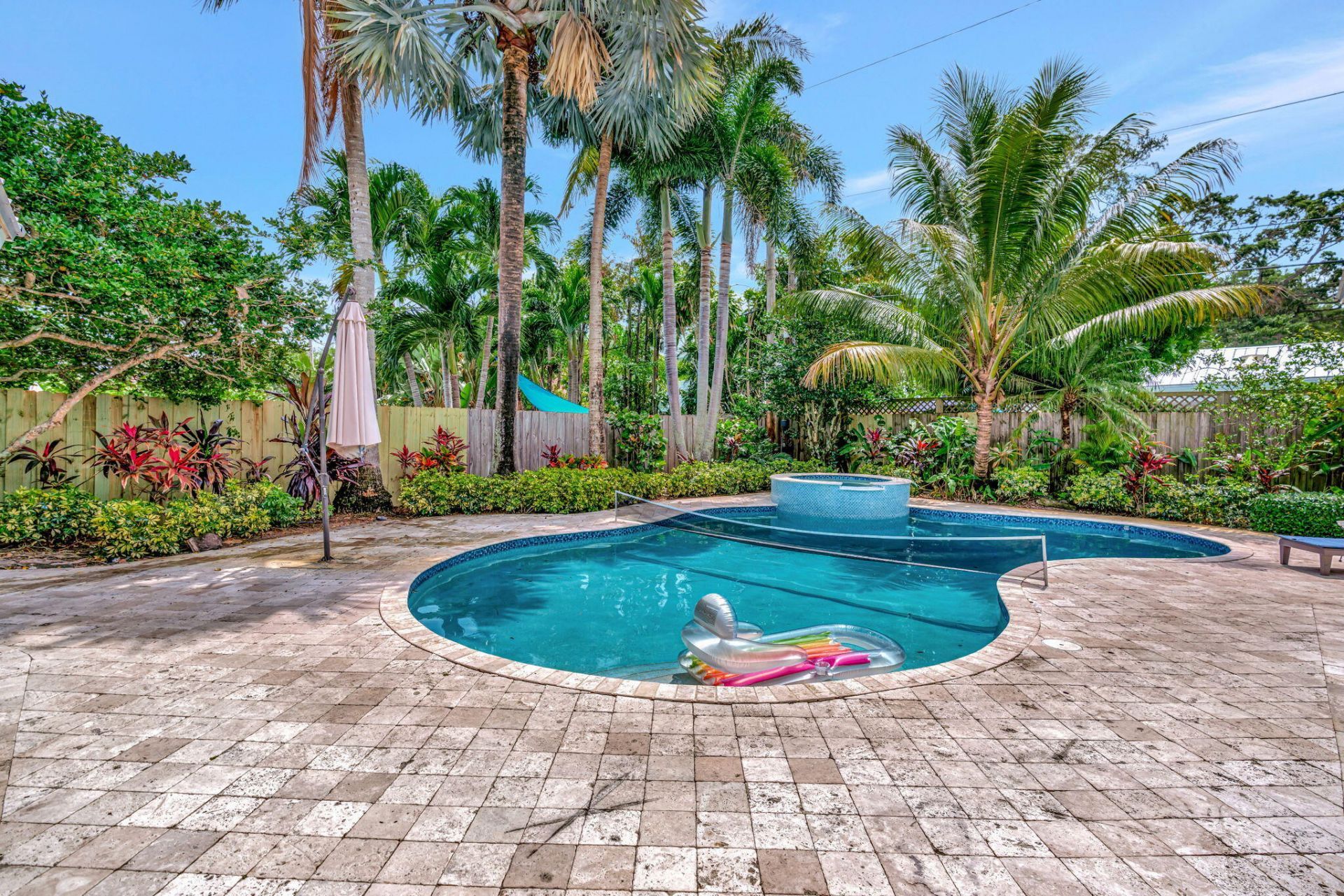 2436 Holly Lane Ne, Palm Beach Gardens, FL 33410 Photo