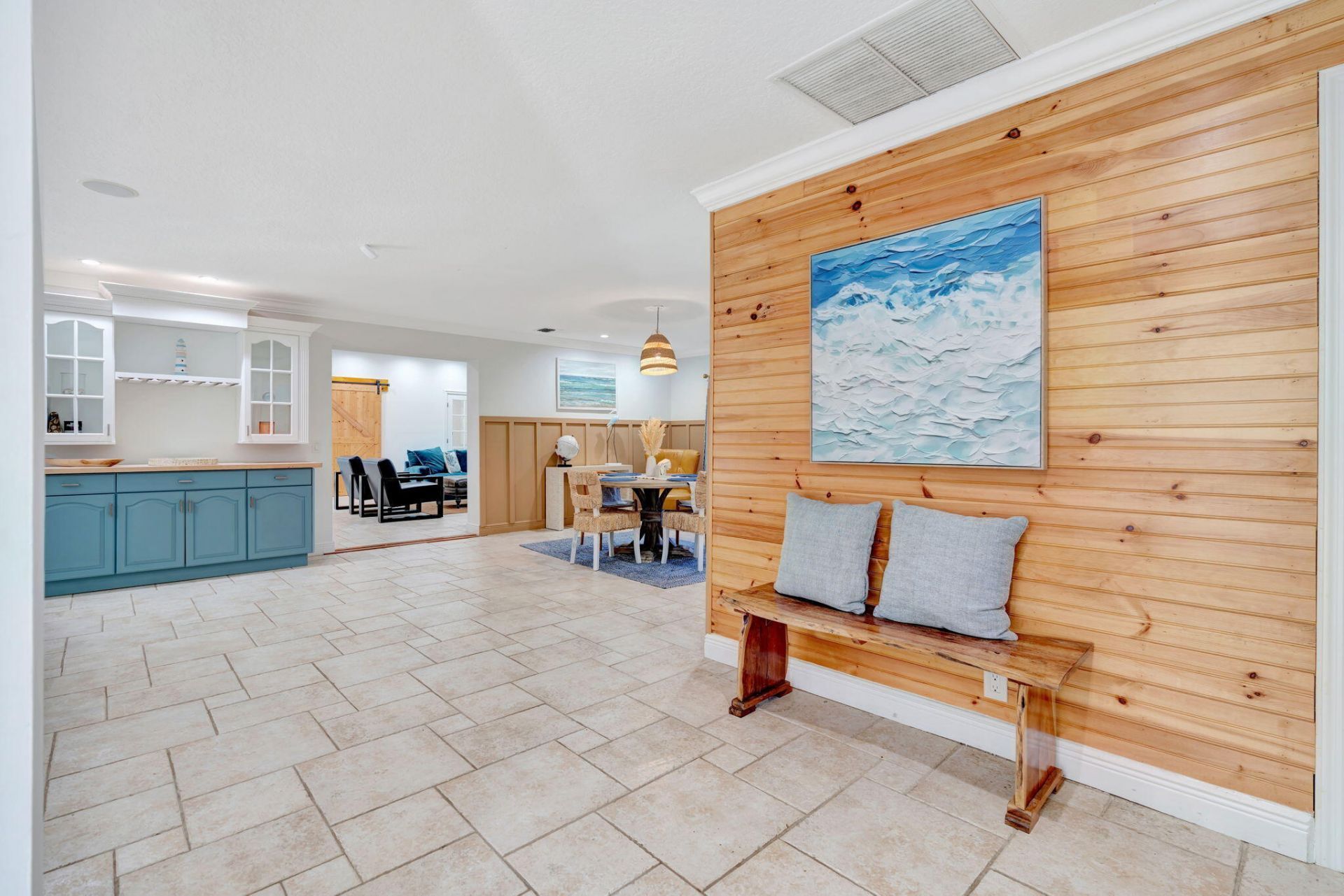 2436 Holly Lane Ne, Palm Beach Gardens, FL 33410 Photo