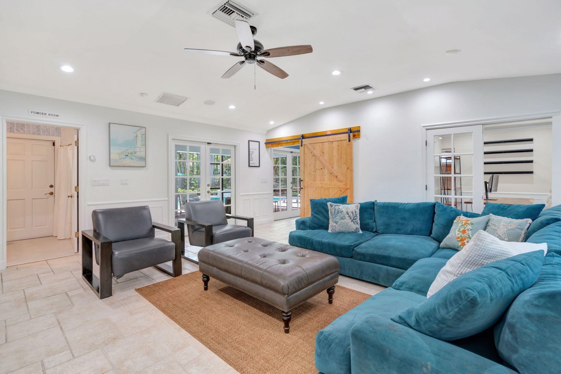 2436 Holly Lane Ne, Palm Beach Gardens, FL 33410 Photo