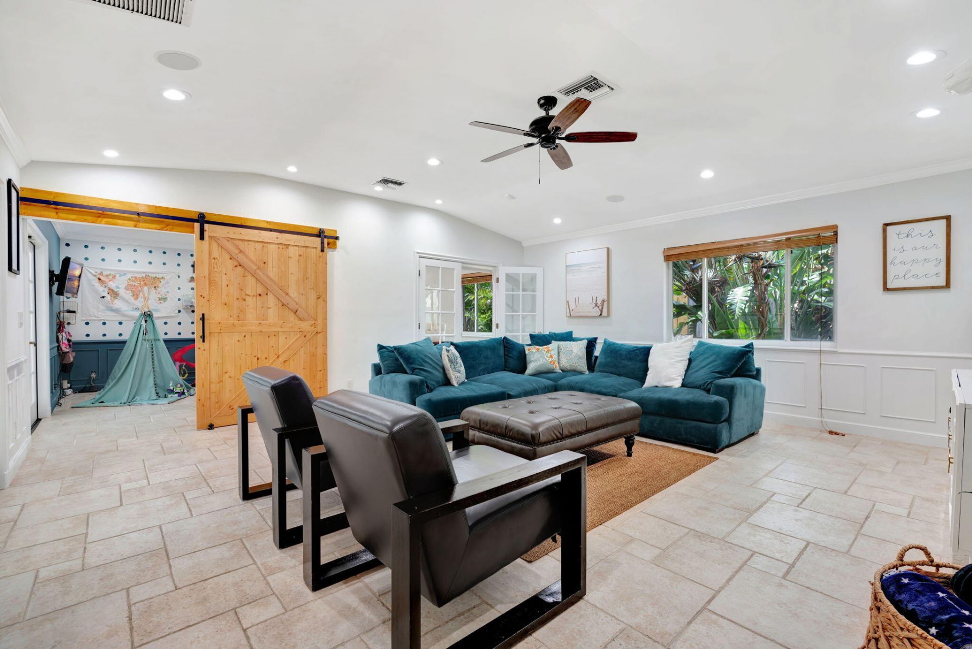 2436 Holly Lane Ne, Palm Beach Gardens, FL 33410 Photo