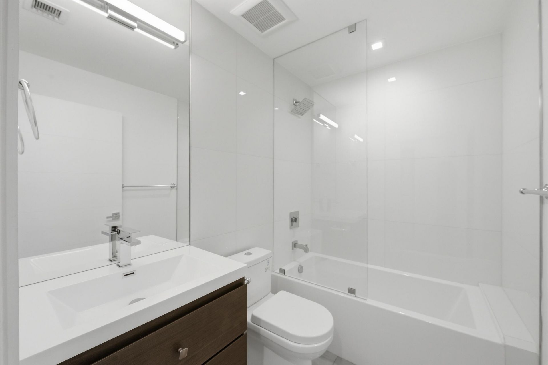 714 NE 14th Avenue, Unit 102, Fort Lauderdale, FL 33304 Photo