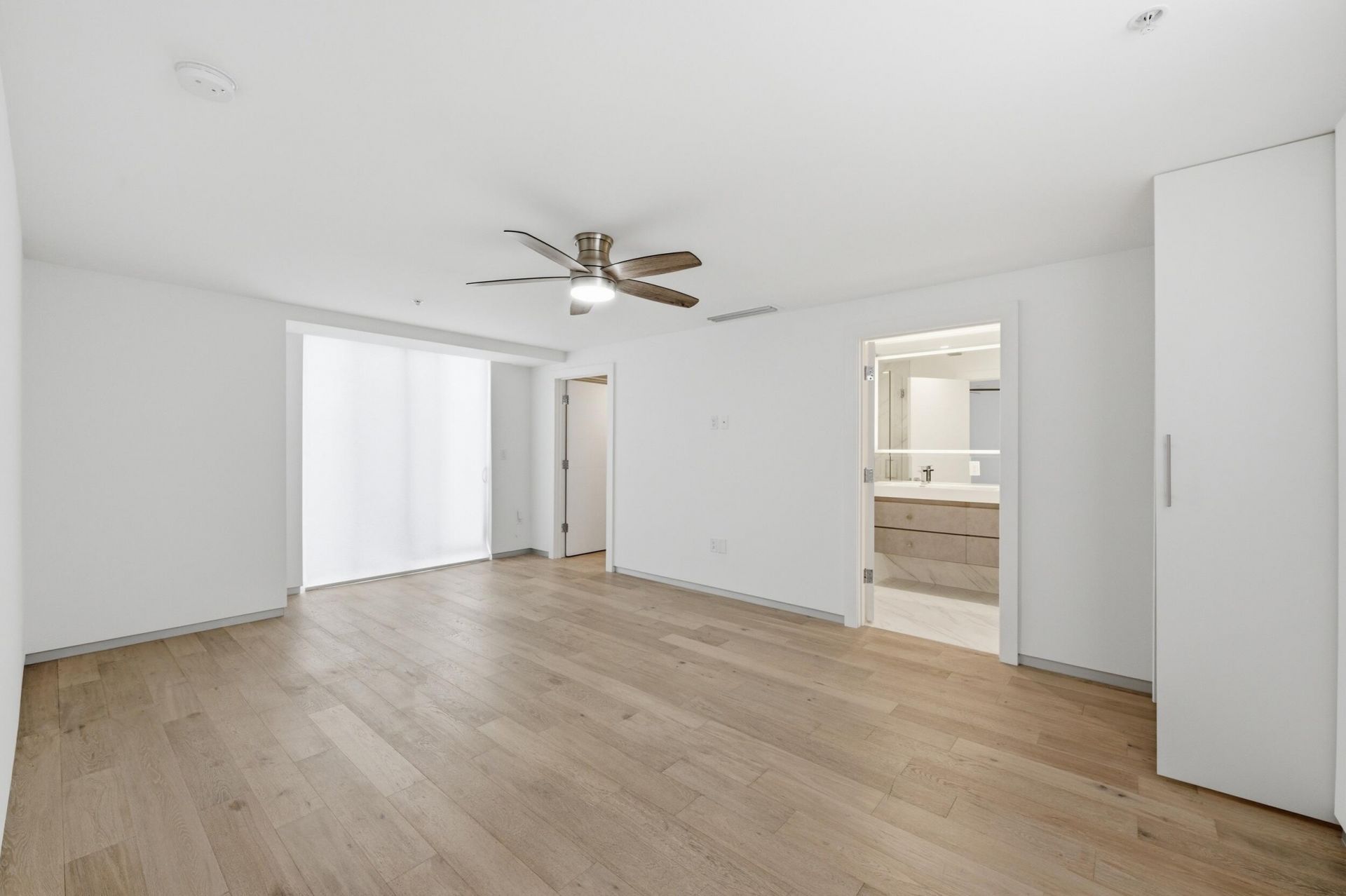 714 NE 14th Avenue, Unit 102, Fort Lauderdale, FL 33304 Photo