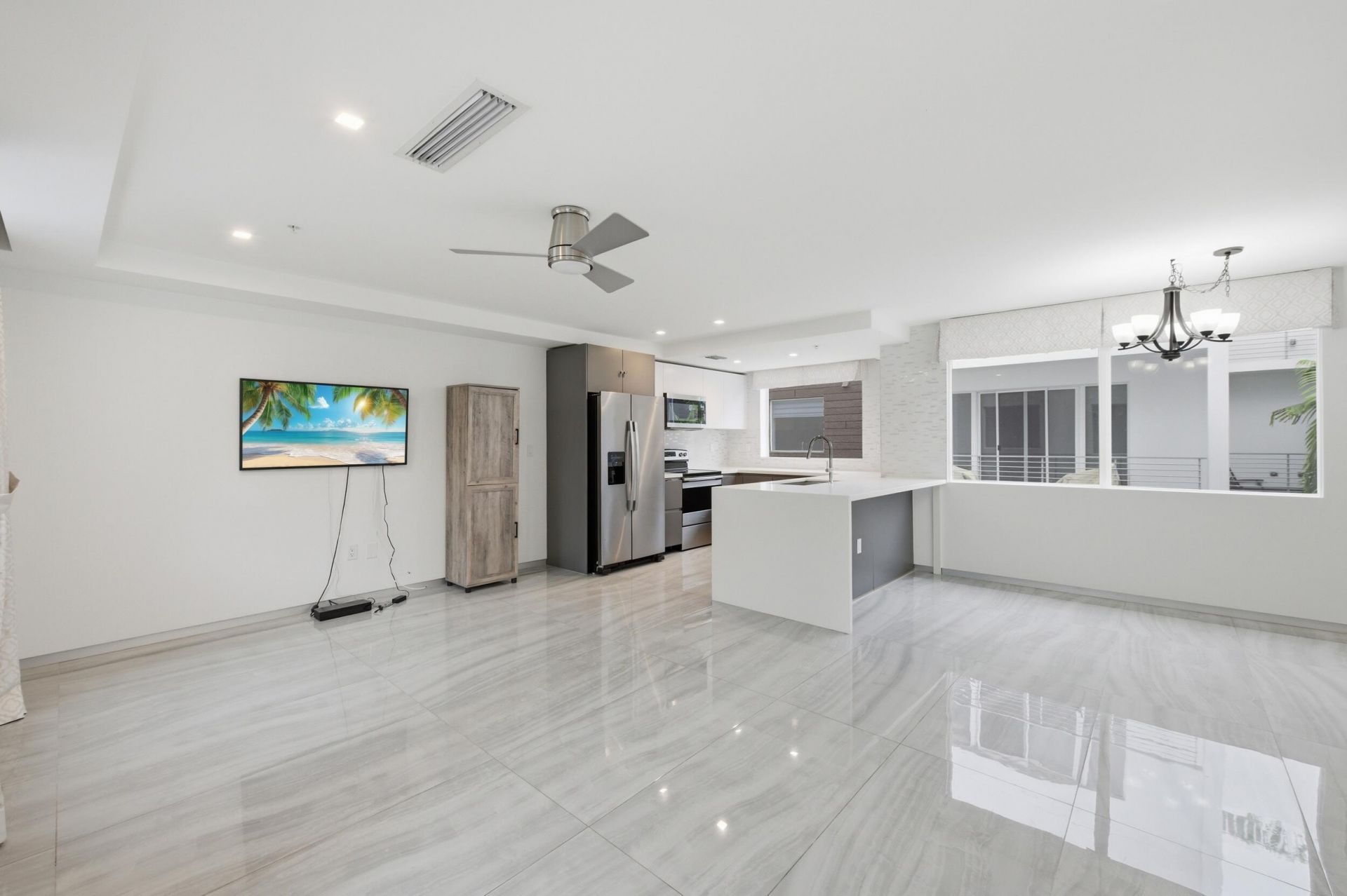 714 NE 14th Avenue, Unit 102, Fort Lauderdale, FL 33304 Photo