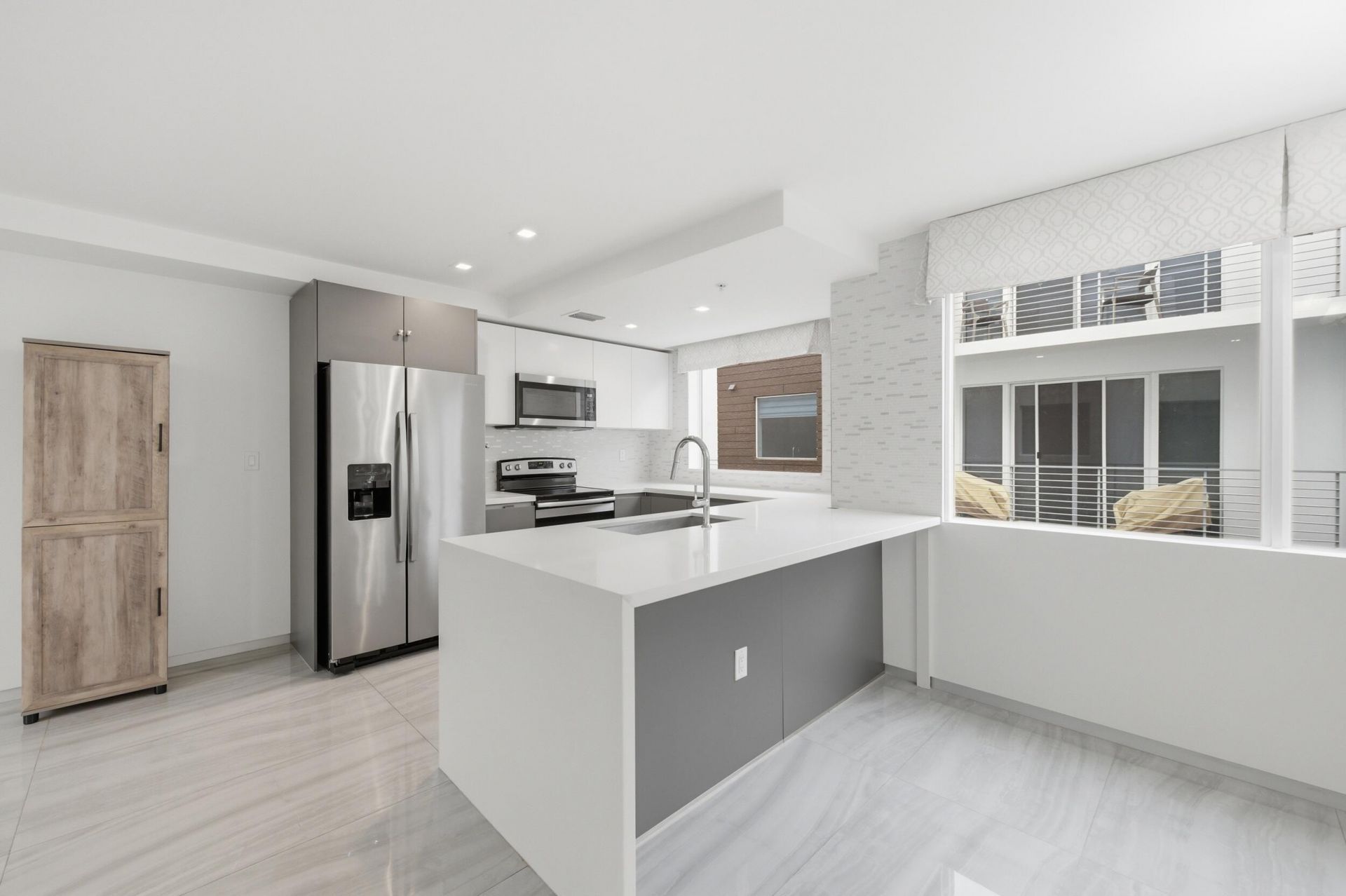 714 NE 14th Avenue, Unit 102, Fort Lauderdale, FL 33304 Photo