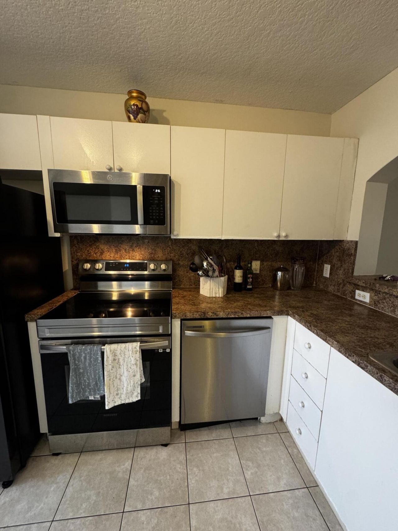3810 N Jog Road, Unit 105, Royal Palm Beach, FL 33411 Photo