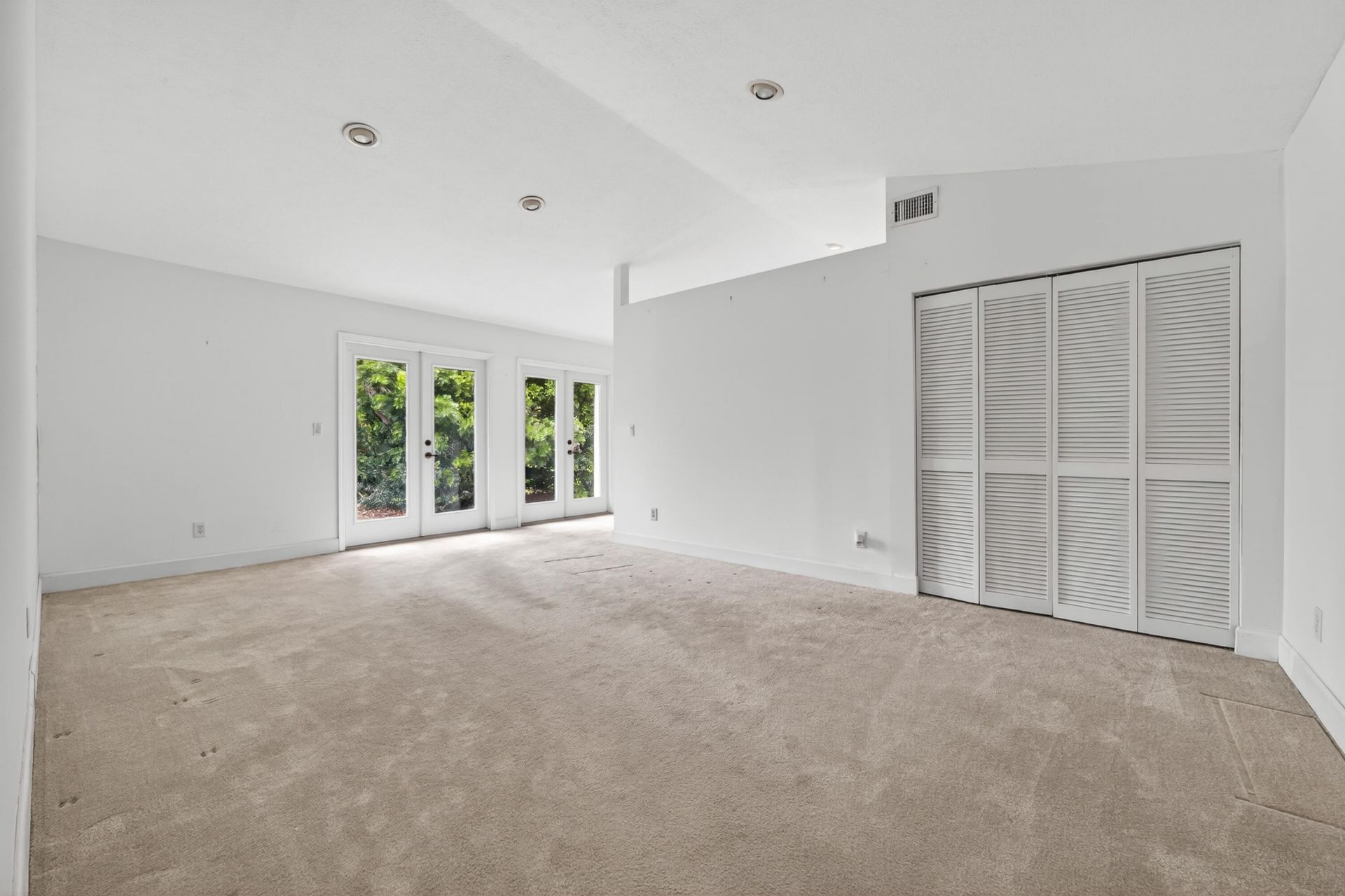 441 NE Town Terrace, Jensen Beach, FL 34957 Photo