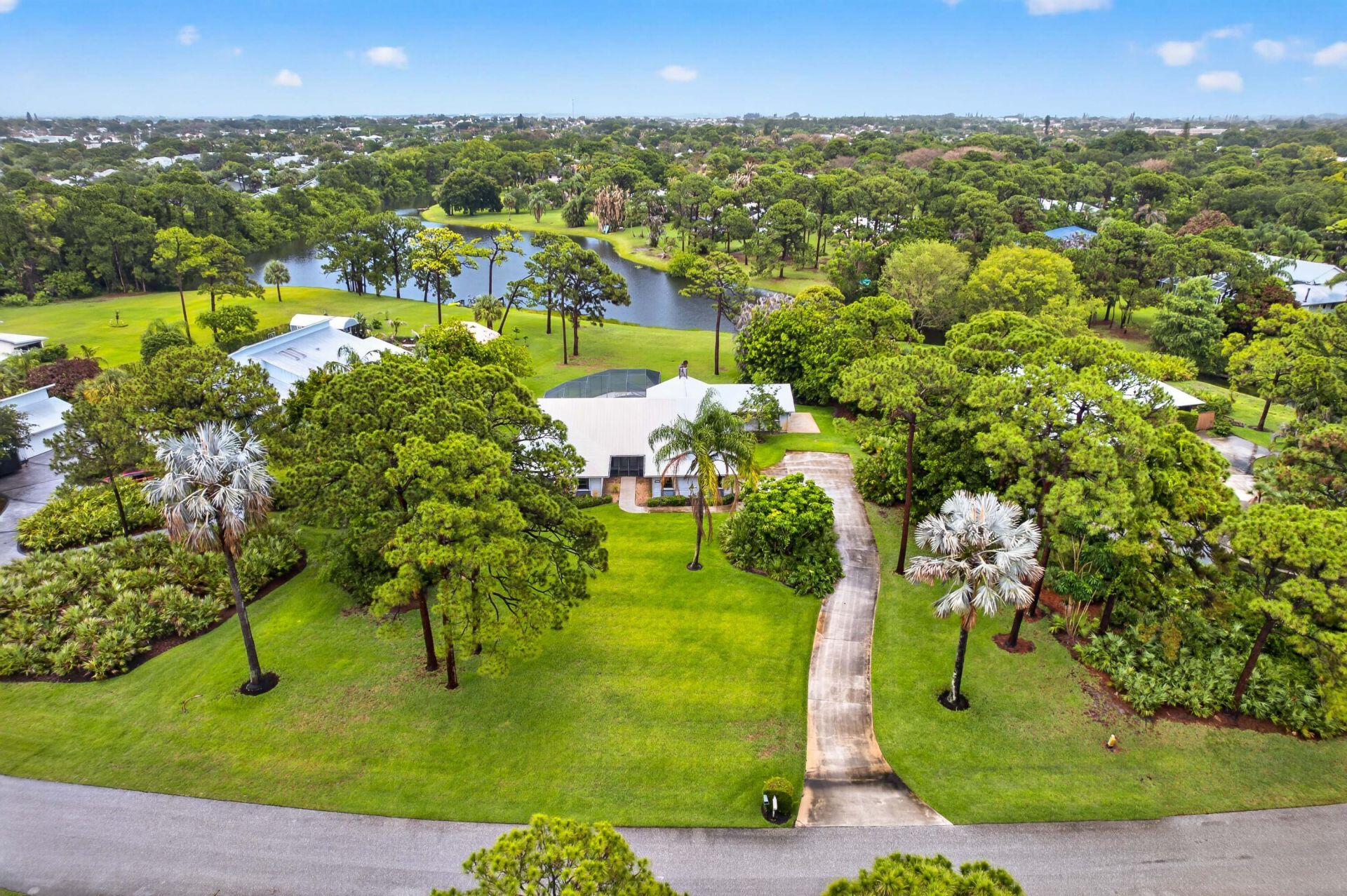 441 NE Town Terrace, Jensen Beach, FL 34957 Photo