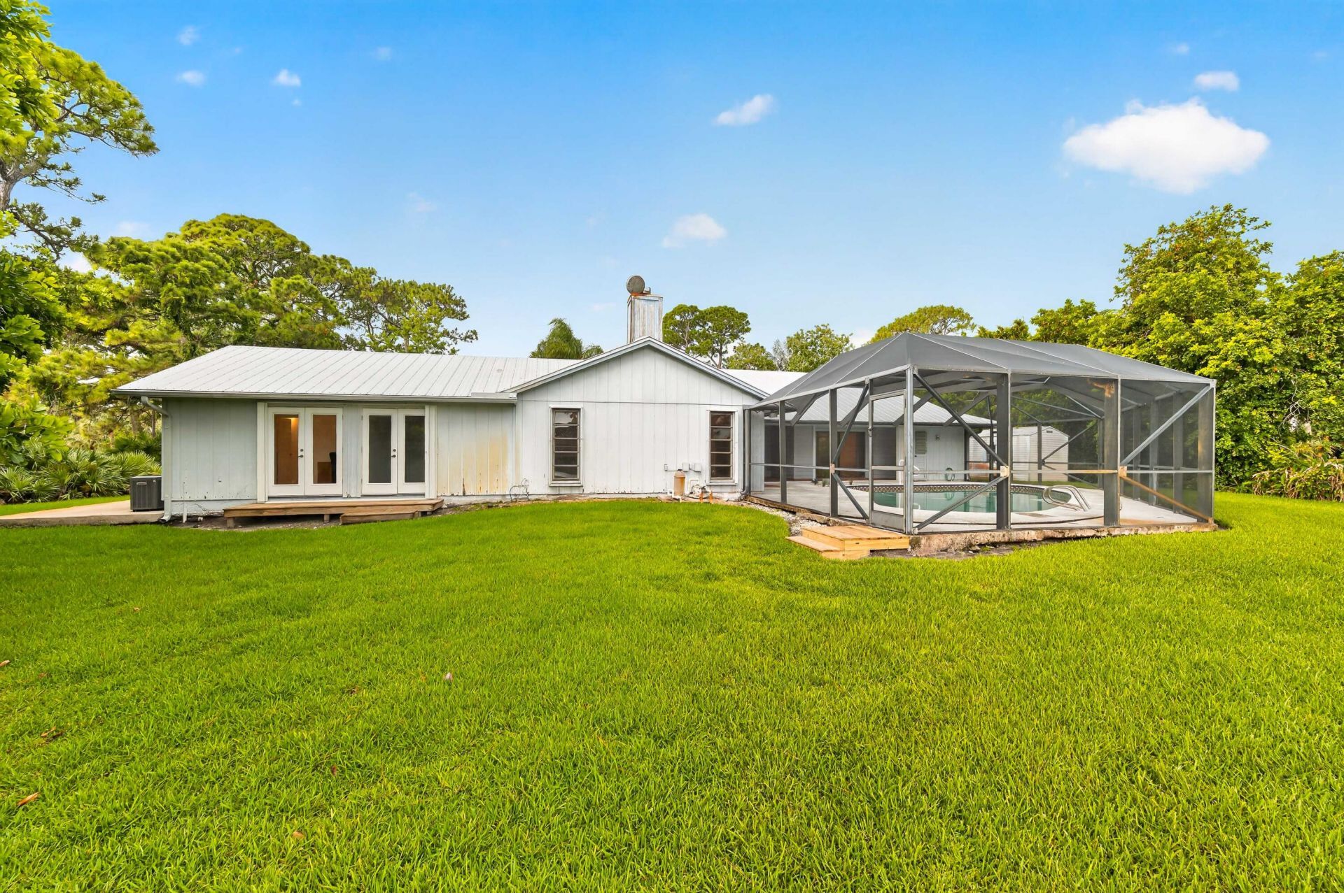 441 NE Town Terrace, Jensen Beach, FL 34957 Photo