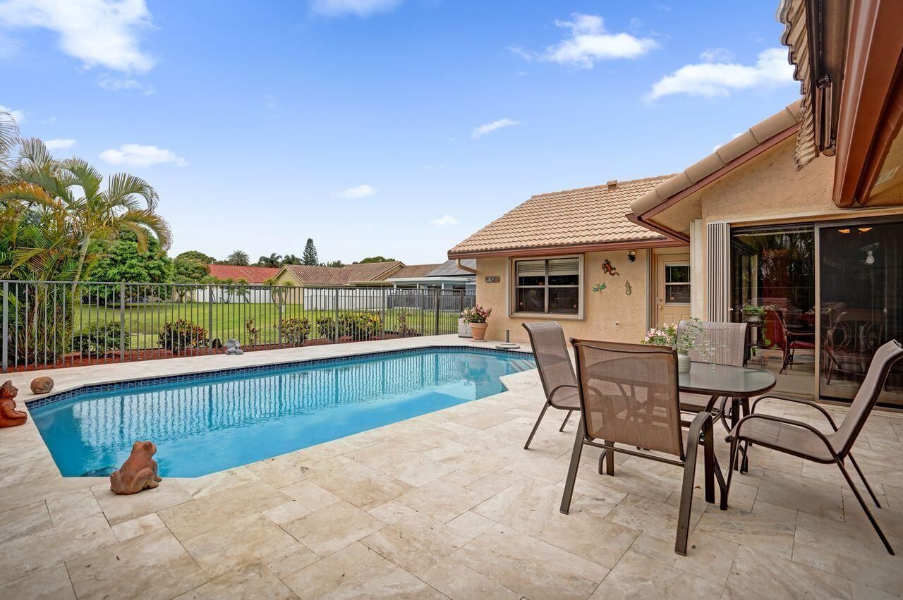 6063 Sunberry Circle, Boynton Beach, FL 33437 Photo